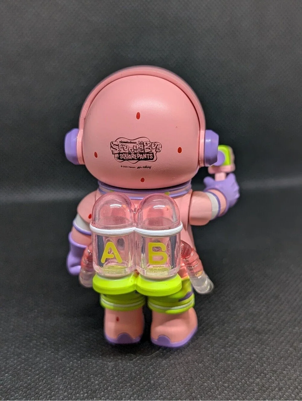 Pop Mart Mega Space Molly 100% Patrick Star